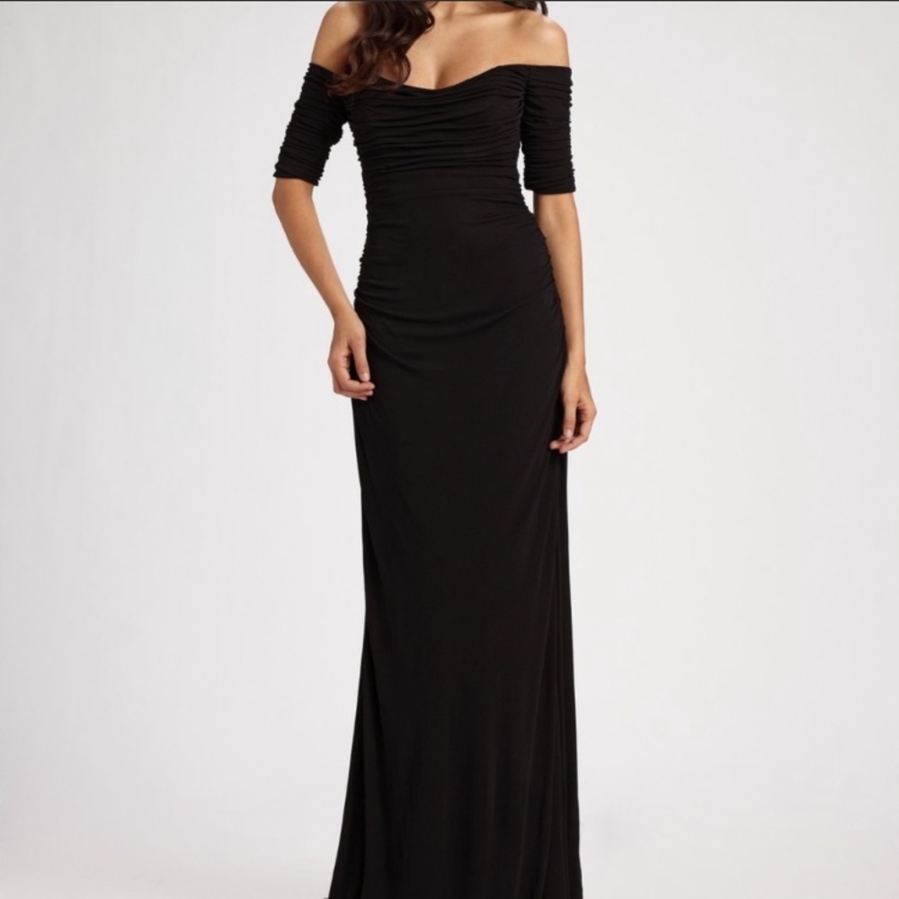 Badgley Mischka Black Belle Off Shoulder Gown 0